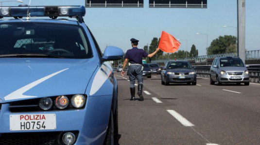 polizia_autostrada-