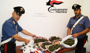 arresto-carabinieri-sequestro-marijuana-nanfo-antonino