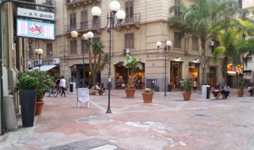 palermo-piazzetta-bagnasco